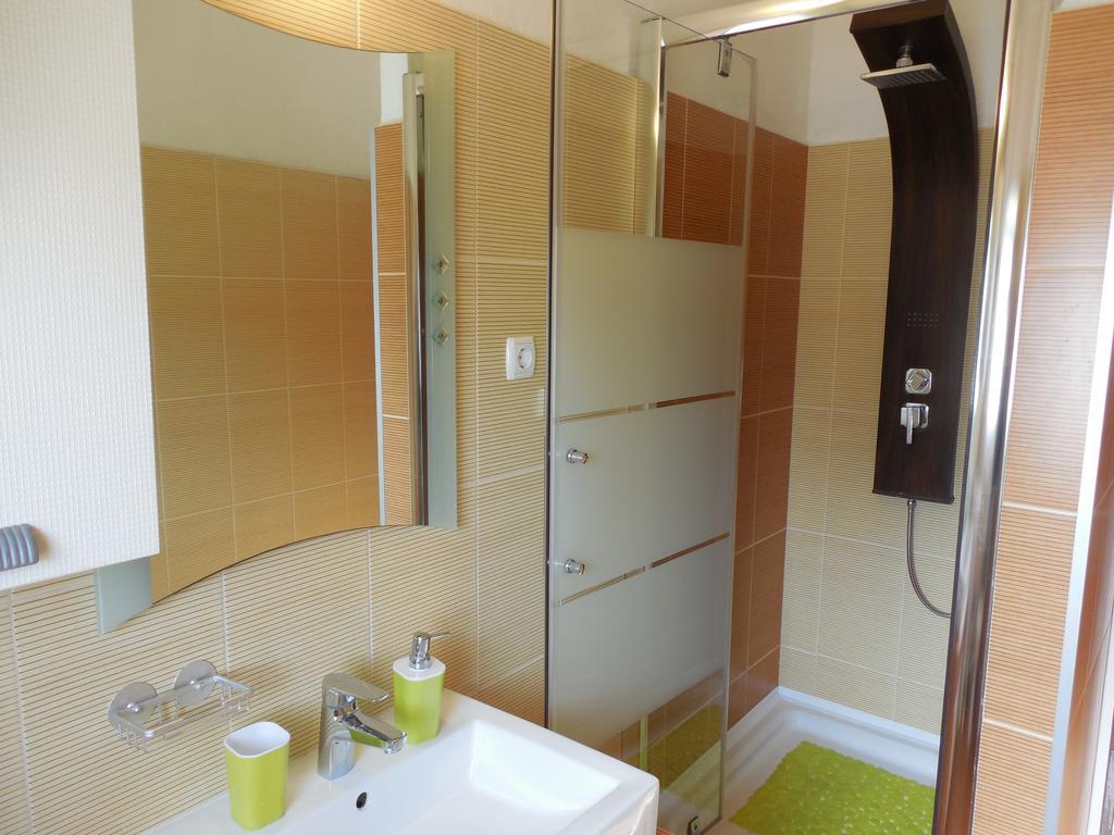 Orange Bamboo Suite Сплит Екстериор снимка