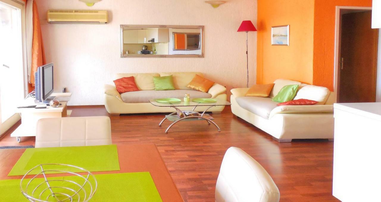Orange Bamboo Suite Сплит Екстериор снимка